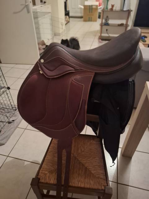 Selle devoucoux chiberta lab 18 pouces