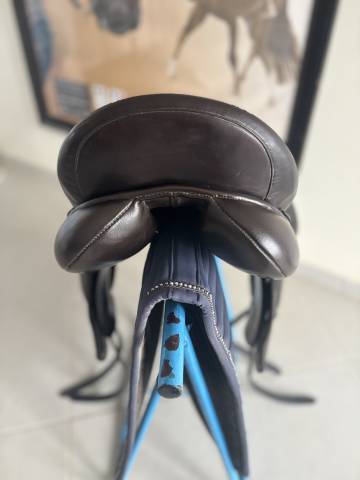 selle de dressage Custom saddlery / Wolfgang and saddle