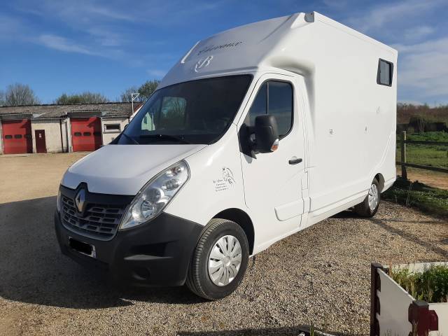 Renault master