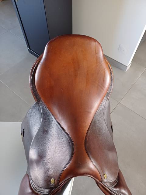 Selle Delgrange, mod&egrave;le Partition 18"