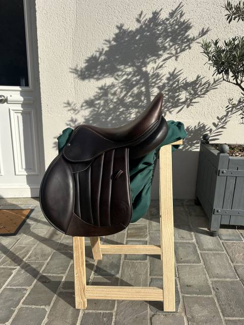 Selle d&rsquo;obstacle forestier taille 17, septembre 2023