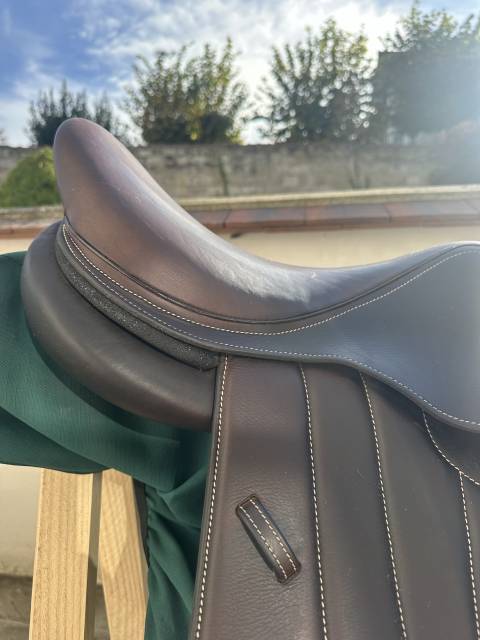 Selle d&rsquo;obstacle forestier taille 17, septembre 2023