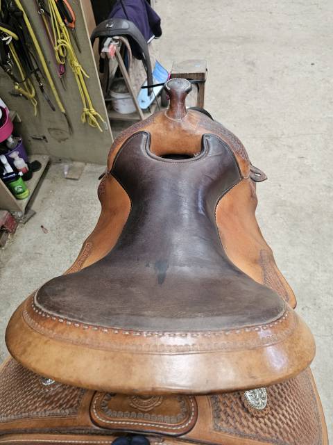 Selle western continental saddlery d'occasion 