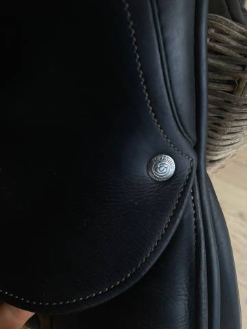 SELLE FORESTIER MODELE SEOUL 17 POUCES