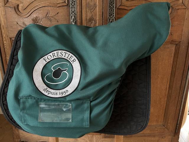 SELLE FORESTIER MODELE SEOUL 17 POUCES