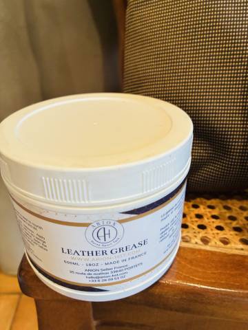 Selle Arion Dressage taille 17&rdquo; full cuir SWAROVSKI 