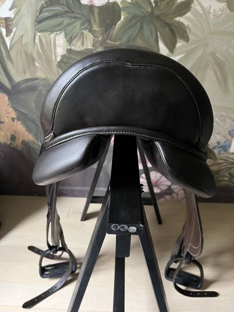 Selle dressage Forestier AACHEN 17,5 buffle