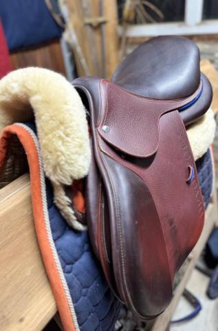 Selle Devoucoux Biarritz 17,5 