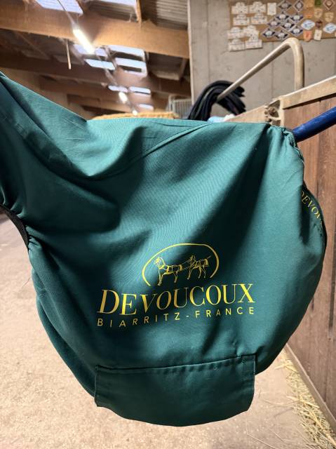 Selle mono quartier  marron CWD 17.5"