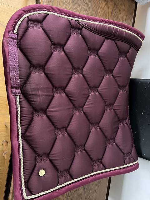 Tapis Dressage PS of Sweden Bordeaux edition limit&eacute;e