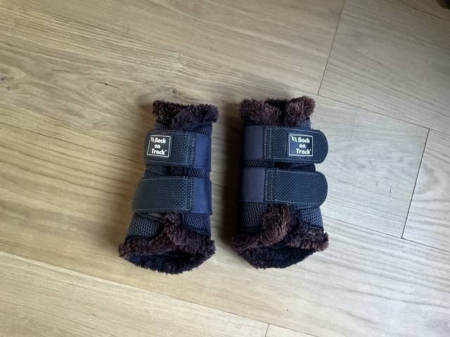 Gu&ecirc;tres back on track noires 