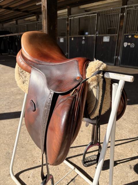 Selle Henri de rivel