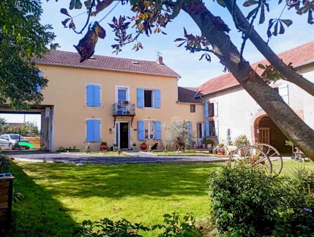 Corps de ferme traditionnel en l à lembeye (64350)