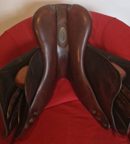 Selle Equipe ECARBON