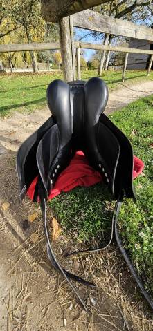 Selle de dressage ALBION SLK 17,5 de 2022