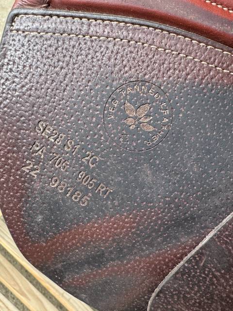 Selle CWD 17p magnifique &eacute;tat 