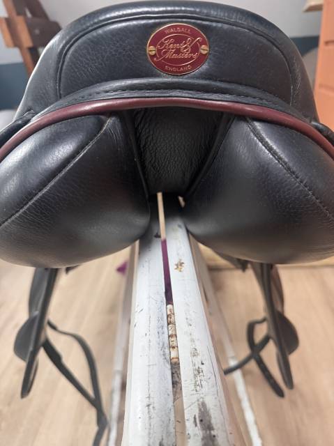 Kent & Masters XC Monoflap 17" &ndash; Noir/Bordeaux &ndash; 2024