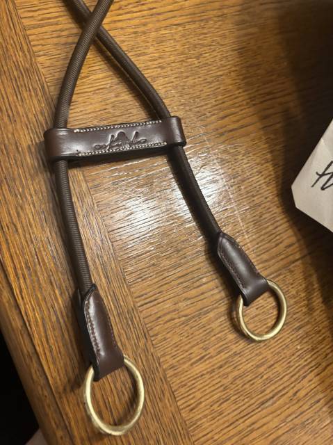 Selle Equiline mod&egrave;le th&eacute;or&egrave;me NEUVE AVEC ETIQUETTE