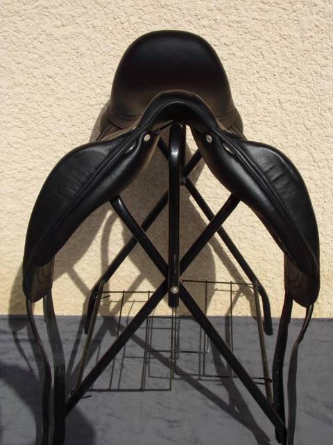 Selle Dressage Antares Cadence 17'5