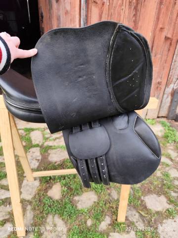 Selle Th&eacute;s&eacute;e 17'5