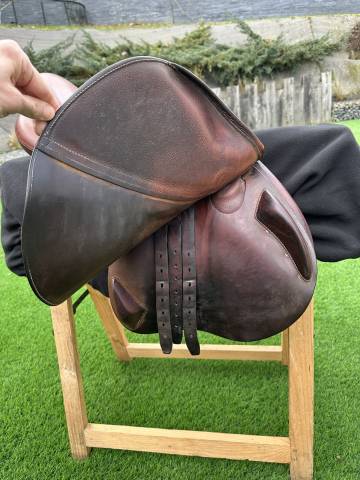 Selle d'obstacle ANTARES 17.5