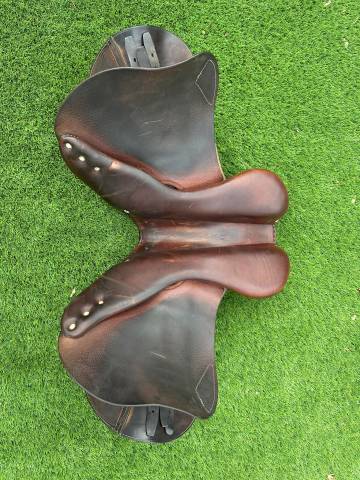 Selle d'obstacle ANTARES 17.5