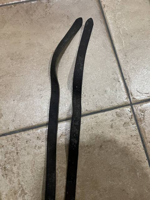 Lire texte &Eacute;quitation cheval chien cuir muserole 