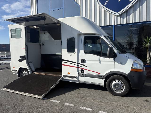 Camion 2 chevaux barbot 150 cv