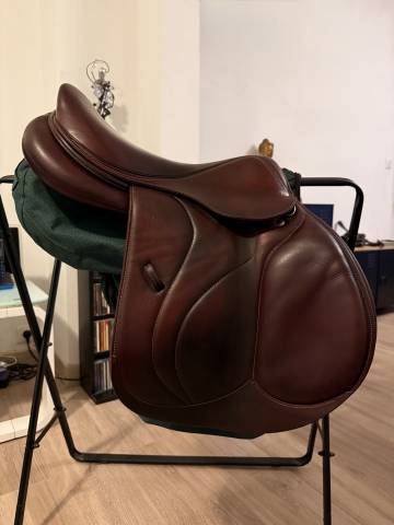 Selle devoucoux  taille 17’ 2018 biarritz o