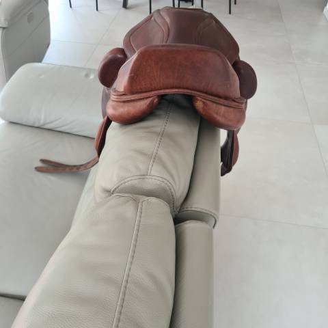 A vendre selle dressage Maurel 17.5