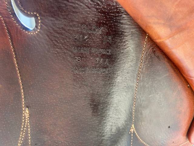 Selle cross devoucoux