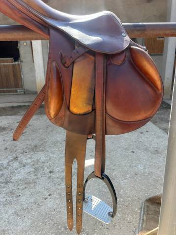 Selle cross devoucoux