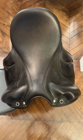 Vente selle de dressage devoucoux