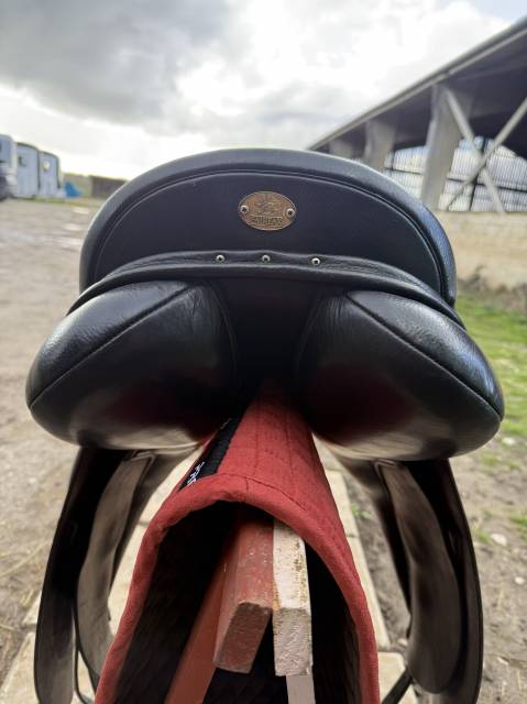 Selle dressage fairfax arcade interchangeable 17,5&rsquo;