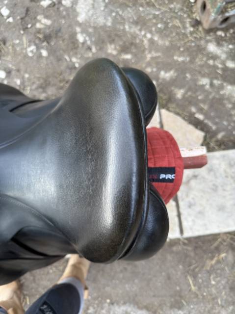 Selle dressage fairfax arcade interchangeable 17,5&rsquo;