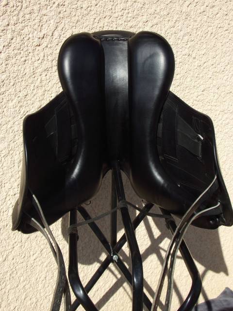 Selle Dressage Childeric DPL 17'5 Superbe Etat