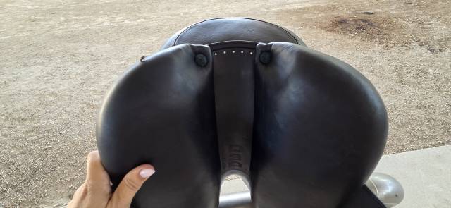Selle de dressage Devoucoux 