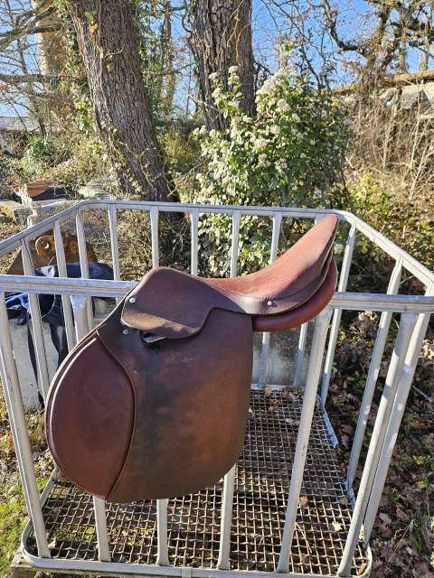 Selle en cuir 