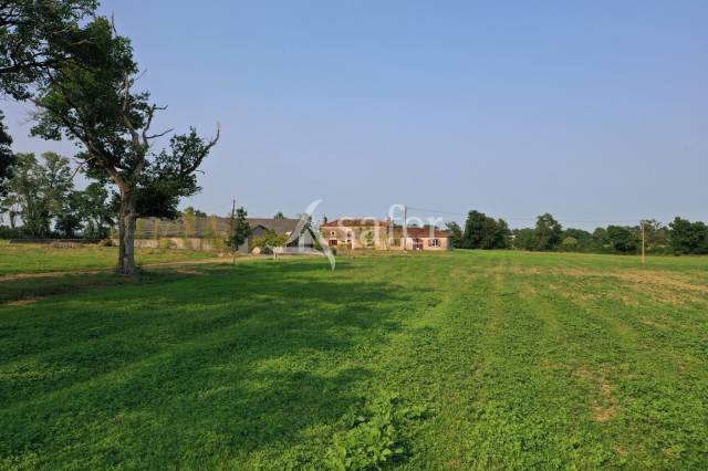 Propriété rurale sur environ 6 ha