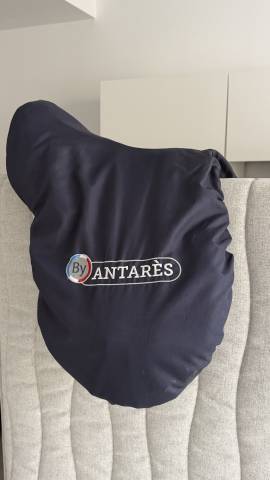 &bull; Antar&egrave;s Signature obstacle 17,5 cuir veau comme neuve