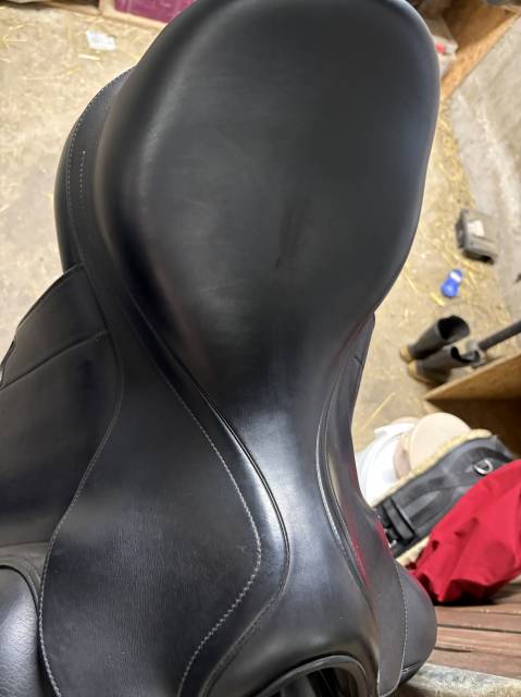 Selle dressage Equipe Emporio 
