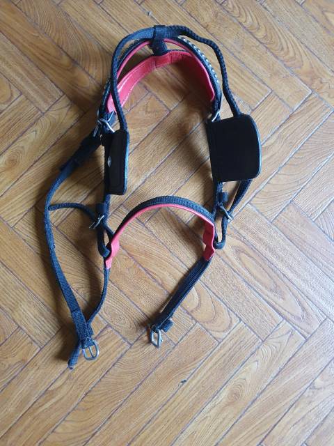 harnais d&rsquo;attelage synth&eacute;tique complet pour po