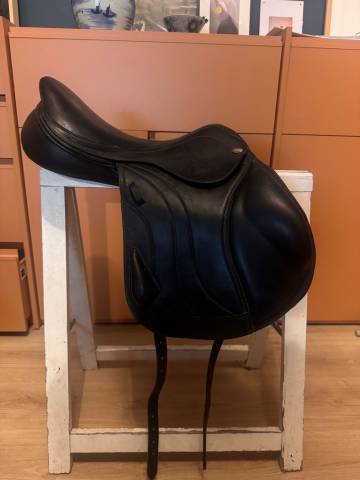 Selle CCE Monoflap Fairfax Eros XC 17" parfait etat