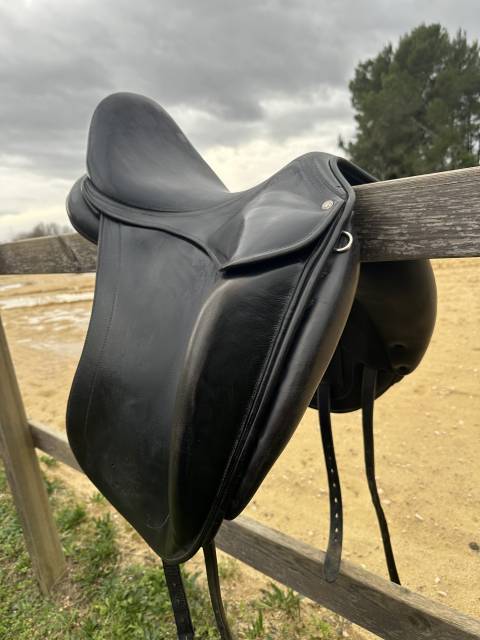 Selle dressage Childeric DGP