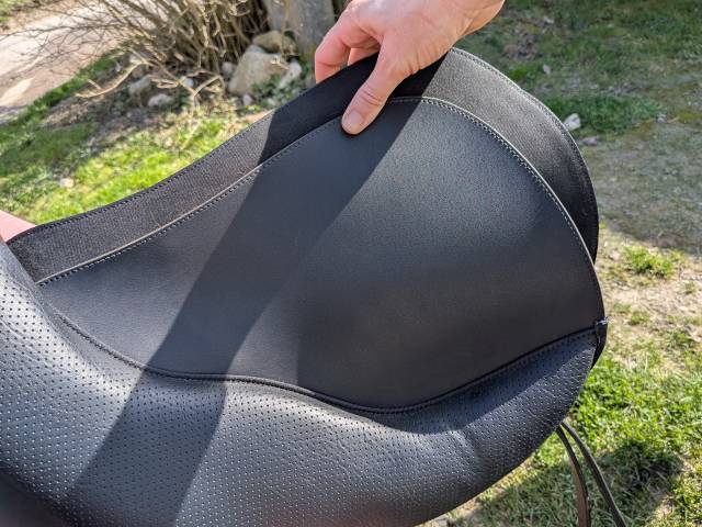 Wintec 500 SC Hart troussequin carr&eacute; 17"