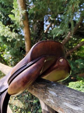 Selle CWD 16,5 pouces 