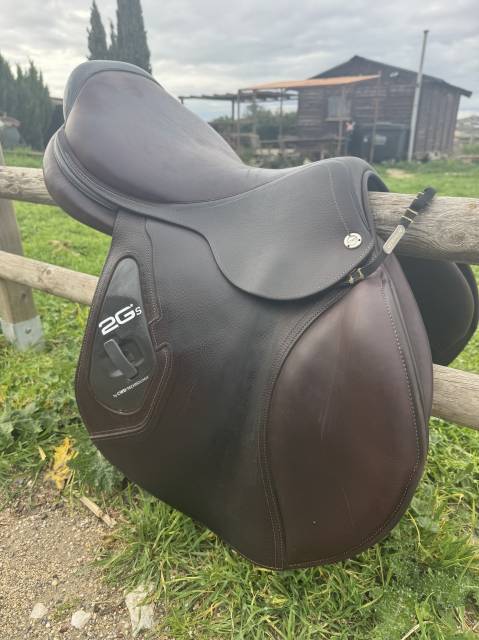 &Agrave; vendre : Selle CWD 2GS 18&rdquo; &ndash; CSO