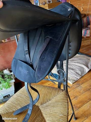 Selle Wintec Pro Dressage 42cm 16 1/2&acute;