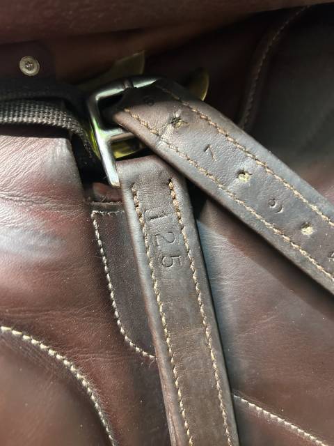 Selle Biarritz Devoucoux 17,5"