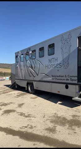  camion chevaux renault / theault – 16t – 6 places – tr